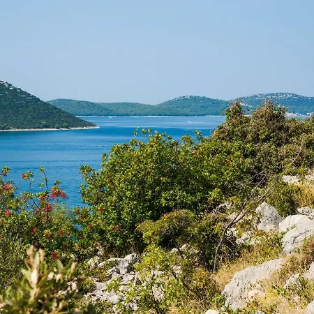 Holiday Panorama-2 * Drage